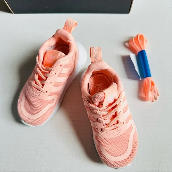 Adidas Baby Light Weight Sneakers Size 6 - Picture 2 of 12